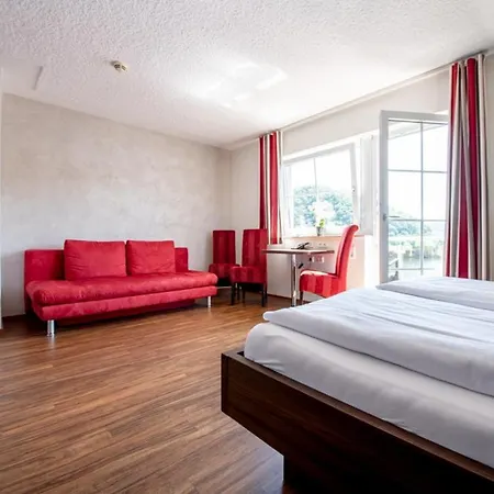 Hotel Garni Henn 3*