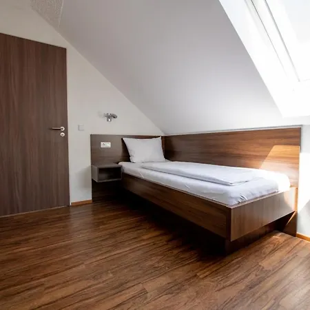 Garni Henn Simmerath