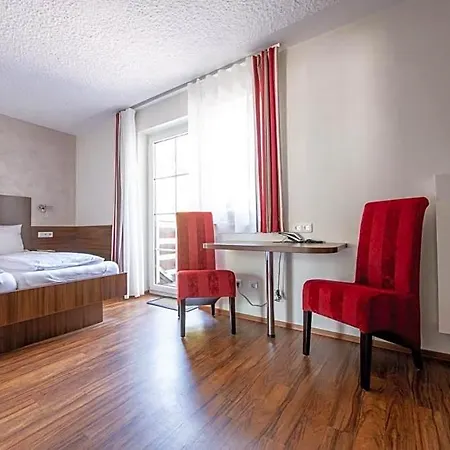 Garni Henn 3* Зиммерат
