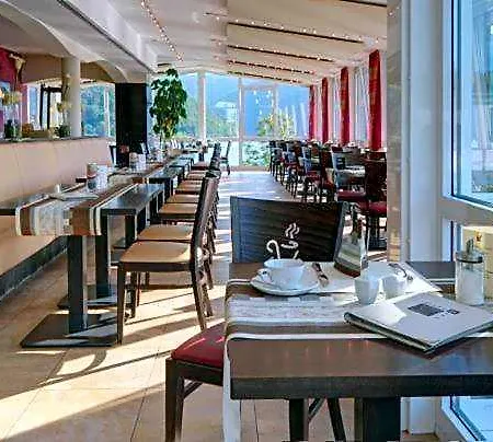 Garni Henn Отель 3*