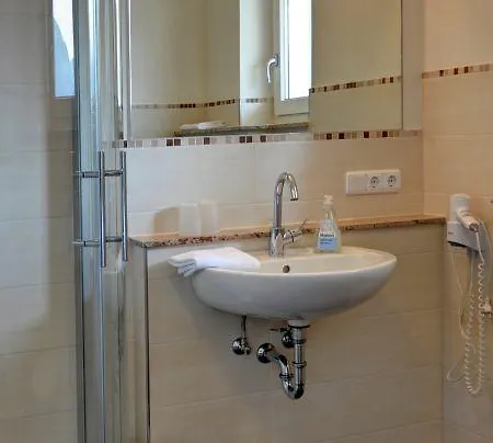Garni Henn Hotel 3*